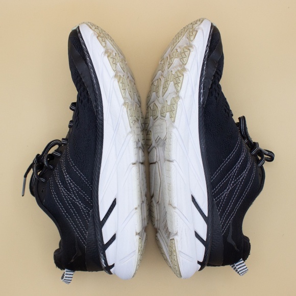 Hoka One One Clifton 6 Black Running Shoes 1102873-BWHT Women's Size 7 - Picture 6 of 8